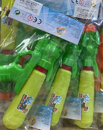 PISTOLA 6405249 DE AGUA***